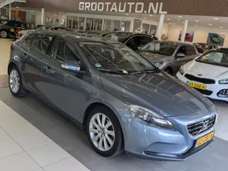 Volvo V40 1.6 T2 Momentum Airco, Cruise Control, Stuurbekrachtiging