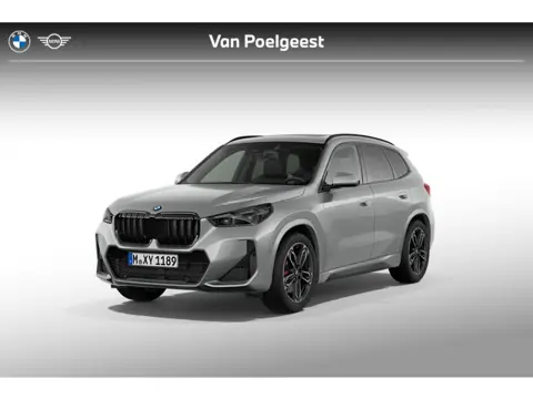 BMW X1 sDrive20i | M Sportpakket Pro | Premium Pack | Travel Pack | Trekhaak