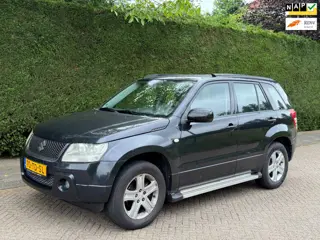 Suzuki Grand Vitara 2.0-16V AIRCO KOUD/RIJDT GOED/4WD/KOOPJE