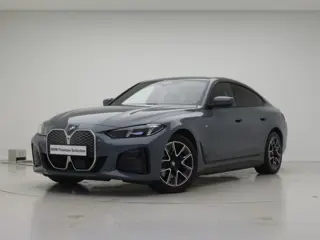 BMW i4 eDrive40 84 kWh | M-Sport | Comfort Acces | CoPilot | 18" | Hifi |