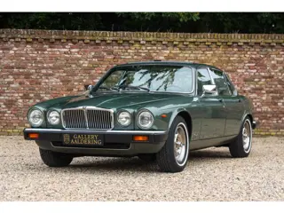 Jaguar XJ-6 4.2 Litre Series 3 "Documented 71.319 kms" Presented in sophisticated and elegant "Sage 
