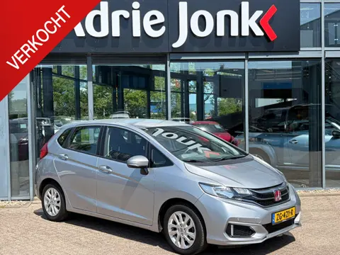 Honda Jazz 1.3 i-VTEC Comfort TREKHAAK | NAVIGATIE | PARKEER SENSOREN V+A | AIRCO | CRUISE CONTROLE 
