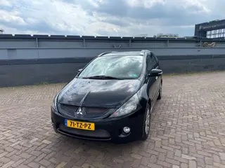 Mitsubishi Grandis 2.4-16V InSport