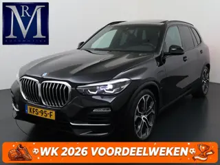 BMW X5 xDrive45e High Executive VAN: 55.900,- VOOR: 51.877,- UW WKVOORDEEL: 4.023,- | HARMAN KARDON|