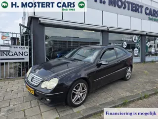 Mercedes-Benz C-Klasse Sportcoupe 220 CDI Handgeschakeld* BJ.2005 Airco Véél opties *Sportvelgen