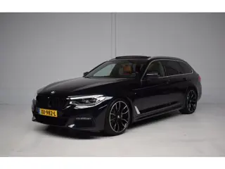 BMW 5-serie Touring 520i 184PK AUT8 M-SPORT ORG.NED / PANORAMADAK / 360 CAMERA / 20INCH / HEAD-UP / 