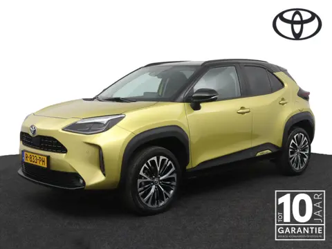 Toyota Yaris Cross 1.5 Hybrid Executive | leder-Stof bekleding | Trekhaak | Parkeersensoren | Naviga