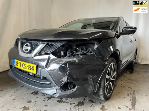 Nissan Qashqai 1.2 Premier Edition SCHADEAUTO!!