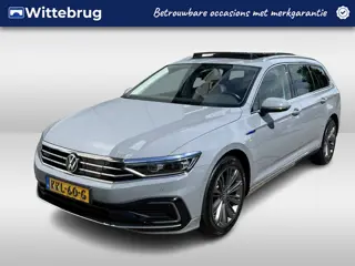 Volkswagen Passat Variant 1.4 TSI PHEV GTE Business / AUTOMAAT/ PANO/ LEER/ STANDKACHEL/ DCC/ 360 CA