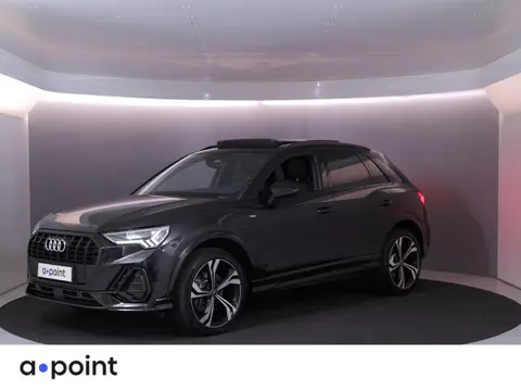 Audi Q3 45 TFSI e S edition 245 pk S-tronic | Navigatie | Panoramadak | Parkeersensoren | Achteruitr