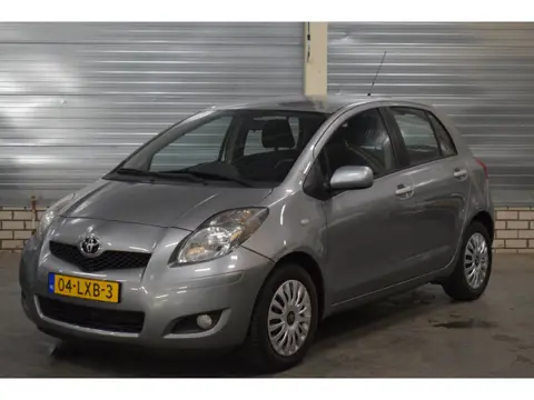 Toyota Yaris 1.3 VVTi Aspiration Automaat + Climate Control 86.000KM!!!