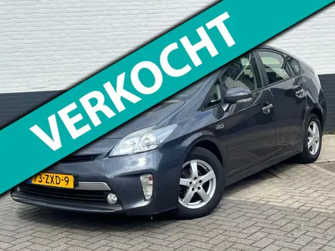 Toyota Prius 1.8 Plug-in Aspiration|Camera|HUD|Navi|Cruise|Clima