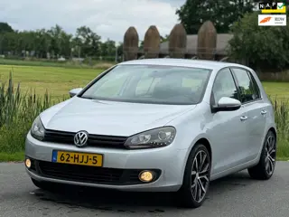 Volkswagen Golf 1.4 TSI Trendline | Nap | Clima | Navi