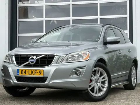 Volvo XC60 2.4D Kinetic 180pk | Bluetooth | Cruise control | Electronic climate control | Isofix bev