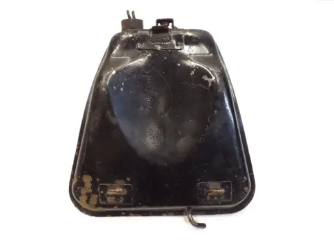 TANK Honda VT 700 750 1983 - 1985