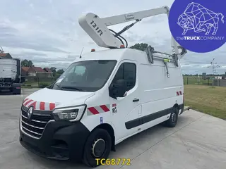 Renault Master 145.35 nacelle (bj 2022)
