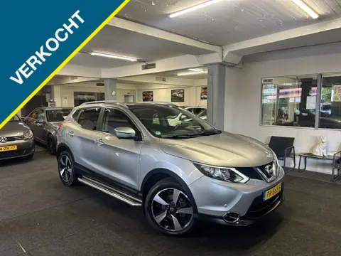 Nissan QASHQAI 1.2 PANO*NAVI*2015*uitstraling*Camera