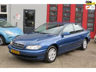 Opel Omega 2.2i-16V Business Edition slechts 122.000 Km !!, Automaat