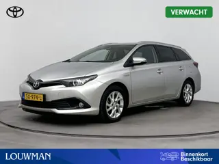 Toyota Auris 1.8 Hybrid Dynamic | Navigatie | Cruise Control | DAB | Climate Control | Trekhaak | Ac