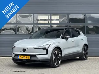 VOLVO EX30 TWIN MOTOR PERFORMANCE ULTRA 69 KWH I TREKHAAK I STOEL- EN STUURVERWARMING I 428PK I ADAP