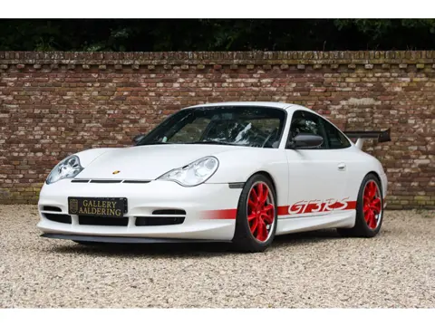 Porsche 996.2 GT3 RS "39.000 kilometers" The 996.2 GT3 RS is becoming rare - One of the most limited