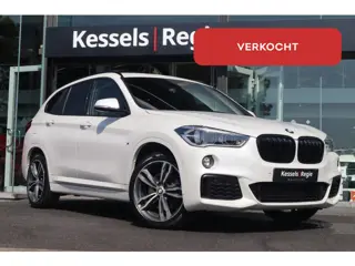 BMW X1 xDrive20i M-Sport | HuD | Trekhaak | Camera | 19” | Leer | Stuur/Stoelverwarming | DAB | Sens