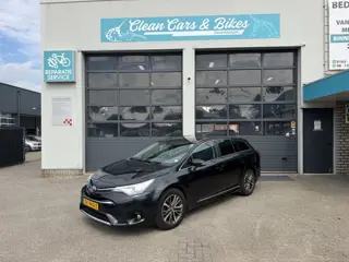 Toyota Avensis Touring Sports 1.6 D-4D-F Lease Pro