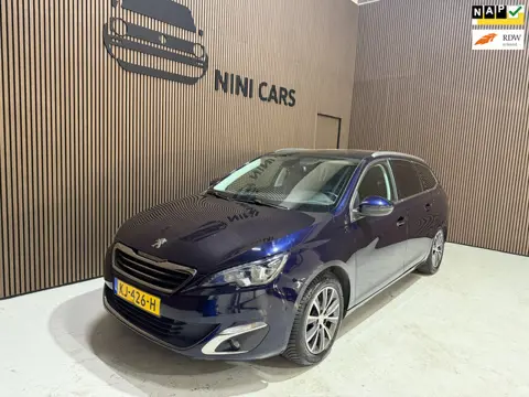 Peugeot 308 SW 1.2 Blue Lease Premium NIEUWE DISTRIBUTIE vol optie/Massage stoelen/Navi/Pano/stoelve
