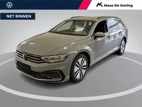 Volkswagen Passat Variant 1.4 TSI 218pk DSG PHEV GTE Business · SOH 95,5% · Camera · Apple/Android C