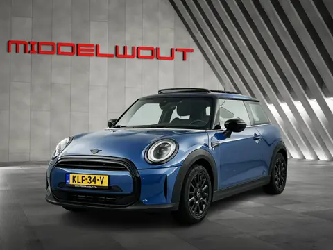 MINI Mini 1.5 Cooper Camden Plus Pano-dak/Head-Up Display/Camera/Leder