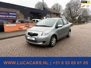 Toyota Yaris 1.3 VVTi Sol NIEUWE APK + AIRCO!