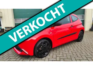 Toyota Aygo 1.0 VVT-i x-now