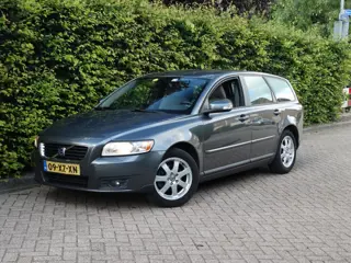 Volvo V50 1.8 Edition I Trekhaak Clima Cruise 16´´Lm apk nieuw
