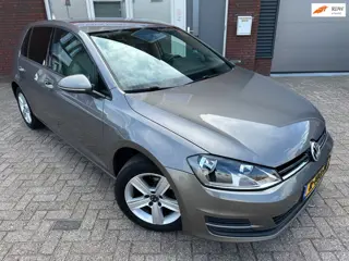 Volkswagen Golf 1.2 TSI Highline / Navi / Camera / PDC / Clima / Cruise