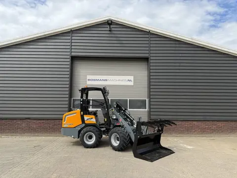 GIANT G2700 HD+ minishovel NIEUW agri uitvoering