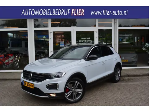 Volkswagen T-Roc 1.5 TSI 150PK Sport Exclusive | Adaptive | Stoel VW | 18Inch | Trekhaak |