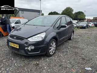 Ford S-Max 2.0-16V | Clima | 7-Persoons | Voorruitverwarming | Trekhaak |
