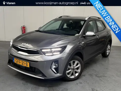 Kia Stonic 1.0 T-GDi MHEV DynamicLine NL Auto, slechts 27663km, zeer nette uitvoering, 1e eigenaar