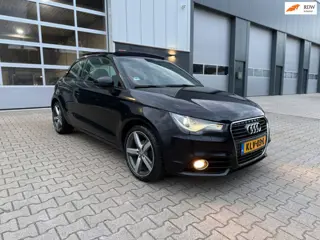 Audi AUDI A1 Audi A1 1.2 TFSI S Line Full Options Pano Stoelverw Parksens Xenon