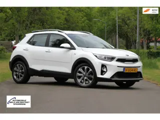 Kia Stonic 1.0 T-GDi DynamicLine / Apple Carplay en Android Auto / Van 1e eigenaar / Airco / Navigat