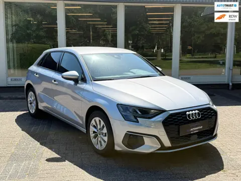 Audi A3 Sportback 40 TFSI e Edition Keyless/stoelv/dcc