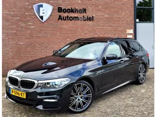 BMW 5-serie Touring 540i xDrive M-sport Pano VOL!