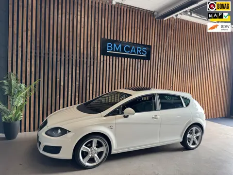 Seat Leon 1.8 TFSI Sport AUTOMAAT, Schuifdak, Pdc