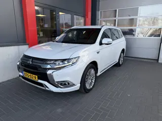 Mitsubishi Outlander 2.4 PHEV Instyle Diamand Edition/ Dealer onderh. /360º CAMERA/LEDER VOL!/DODE H