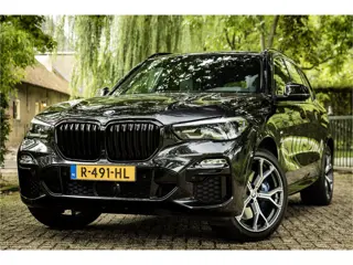 BMW X5 xDrive45e M Sport Full Black 21" Comfort Access Trekhaak