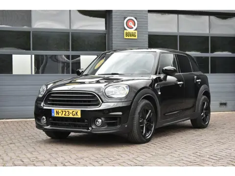 MINI Countryman 1.5 One Black Edition Automaat