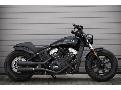Indian 69 Scout Bobber Black Edition