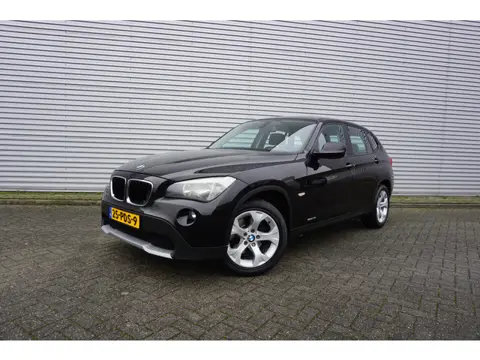 BMW X1 sDrive18i Executive Airco / Navi / Cruise / Parkeers. / Elektr. ramen / NAP
