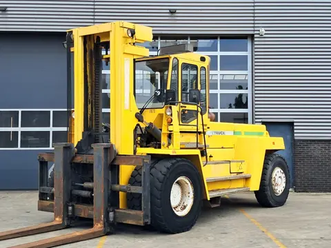 SVETRUCK 20120-42 2002 20.0T