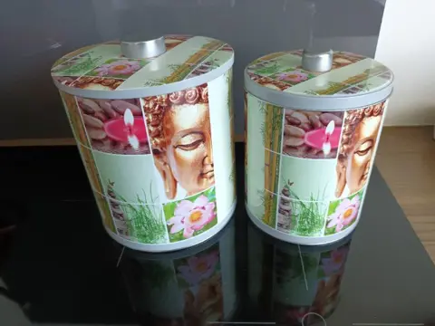 Zgan. 2 voorraadblikken Boeddha